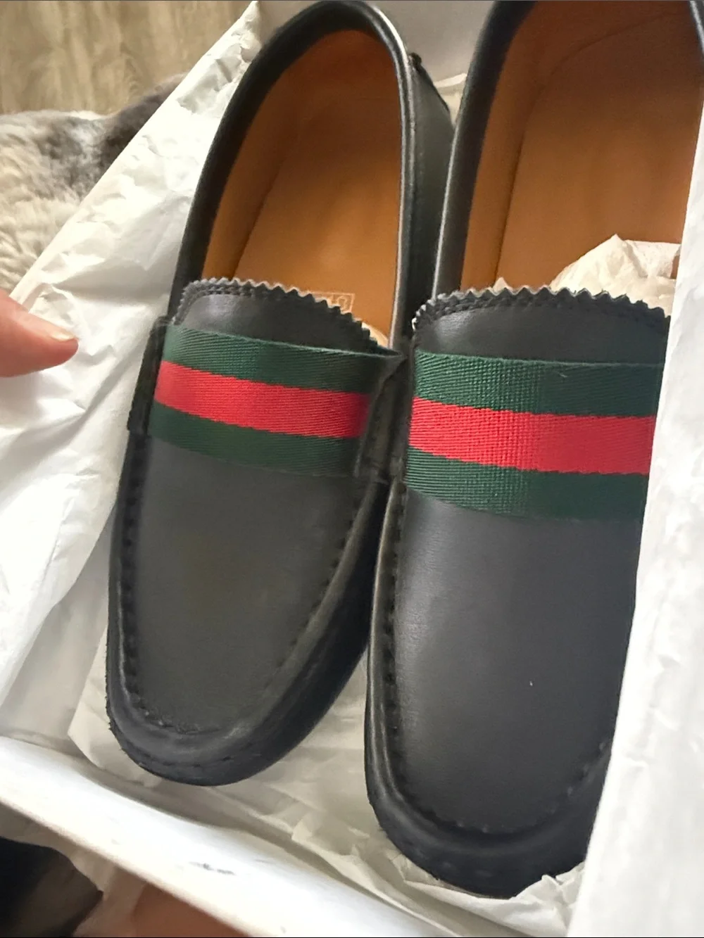 Black Leather Gucci Kids  Slip-On Loafers with Green & Red Webbing